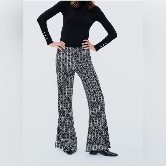Zara Pants - Zara Monochrome Geometric Flare Pants